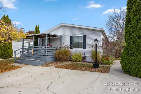 2601 S Aster, Mount Pleasant, MI 48858