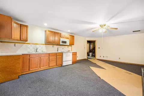 Kitchen - 13677 Unadilla, Gregory, MI 48137 photo 3 of 3