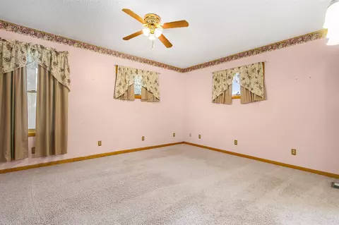 Bedroom - 13677 Unadilla, Gregory, MI 48137 photo 1 of 3