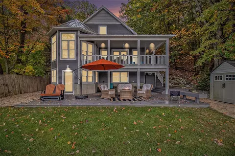 1938 W Hansen, Scottville, MI 49454
