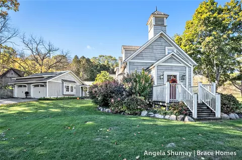 3161 Grand Riv, Grand Rapids, MI 49525