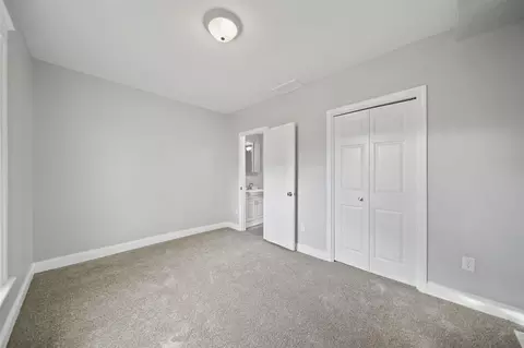 Bedroom - 606 Center, Jackson, MI 49202 photo 1 of 5
