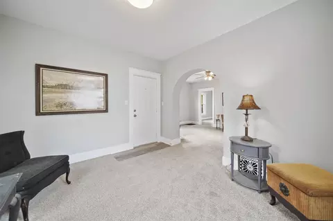 Entry Way - 606 Center, Jackson, MI 49202 photo 1 of 5