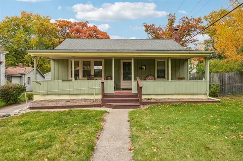 4840 Hobson, Waterford, MI 48328
