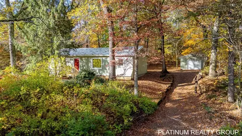 7231 Blue Lk, Twin Lake, MI 49457