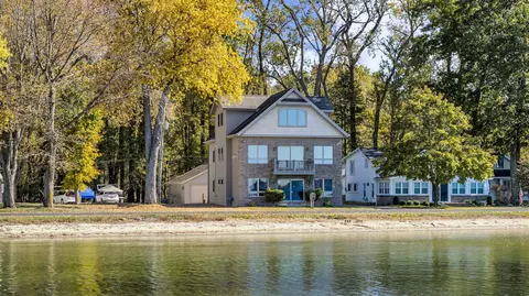 3387 Round Lk, Manitou Beach, MI 49253