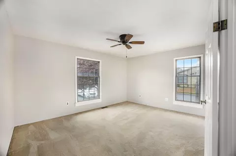 Bedroom - 2863 Roundtree, Troy, MI 48083 photo 1 of 2