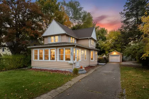 609 Parker, Kalamazoo, MI 49008