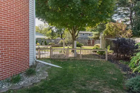Exterior - 2223 Surry, Schoolcraft, MI 49087 photo 10 of 12