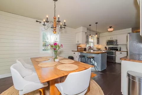 Dining - 2223 Surry, Schoolcraft, MI 49087 photo 3 of 3