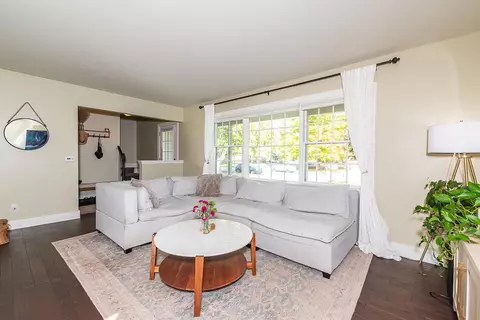 Living - 2223 Surry, Schoolcraft, MI 49087 photo 1 of 3