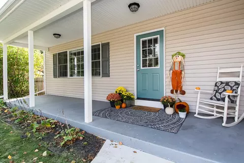 Exterior - 2223 Surry, Schoolcraft, MI 49087 photo 2 of 12