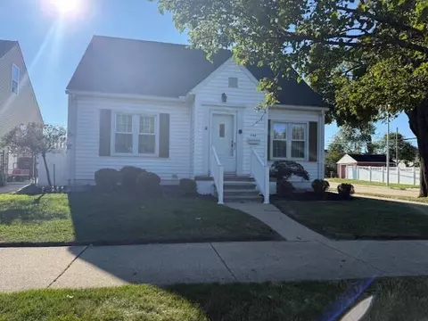 3145 John R, Trenton, MI 48183