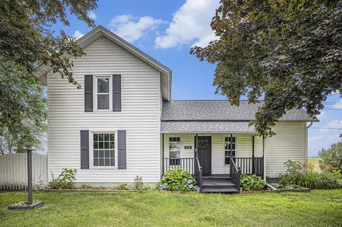 238 Maple, Quincy, MI 49082