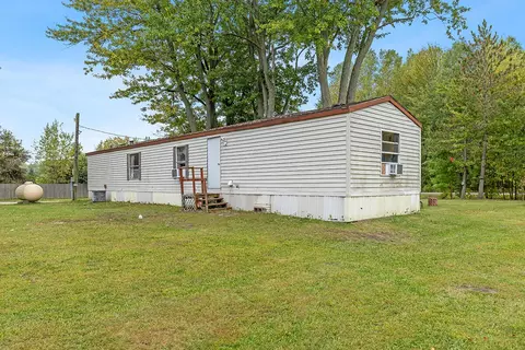Exterior - 369 S Shepherd, Mount Pleasant, MI 48858 photo 4 of 5