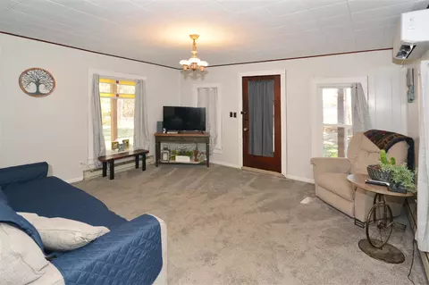 Living - 10485 Y, Mendon, MI 49072 photo 2 of 3