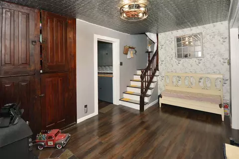 Entry Way - 10485 Y, Mendon, MI 49072 photo 1 of 5