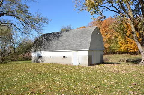 Exterior - 10485 Y, Mendon, MI 49072 photo 6 of 12