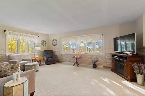 Living - 4484 Sharp, Adrian, MI 49221 photo 2 of 3