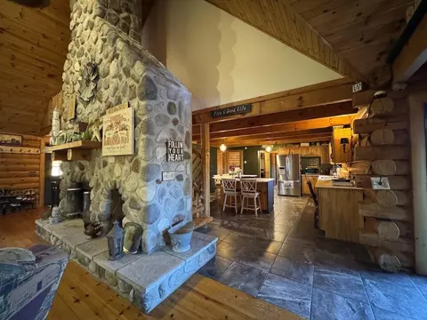 Entry Way - 4116 Dutcher, Gladwin, MI 48624 photo 1 of 6