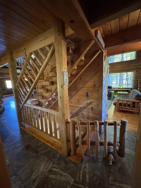 Entry Way - 4116 Dutcher, Gladwin, MI 48624 photo 4 of 6