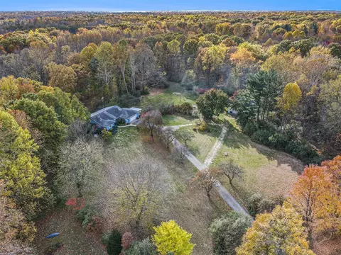 35105 N Riverview, Paw Paw, MI 49079