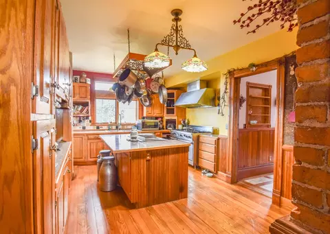 824 Langwell, Bronson, MI 49028 photo 7