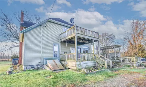 824 Langwell, Bronson, MI 49028 photo 2