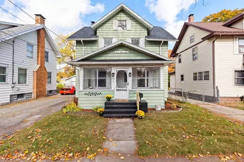 738 W Franklin, Jackson, MI 49201