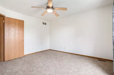 Bedroom - 32 E Pointe, Coldwater, MI 49036 photo 2 of 5