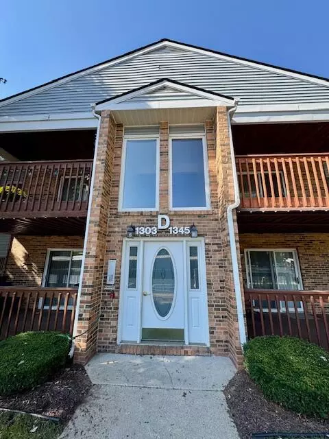 1309 Shoemaker, Westland, MI 48185