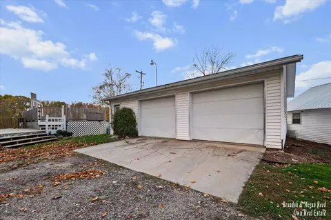 Exterior - 7658 Jackson, Saranac, MI 48881 photo 10 of 12