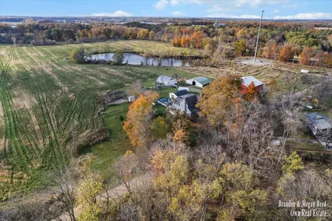 View/Area - 7658 Jackson, Saranac, MI 48881 photo 2 of 10