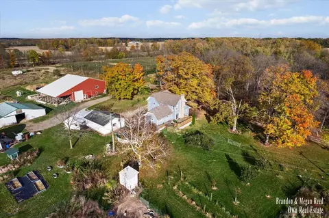 View/Area - 7658 Jackson, Saranac, MI 48881 photo 8 of 10