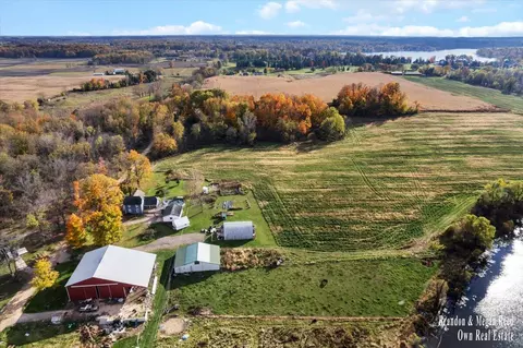 View/Area - 7658 Jackson, Saranac, MI 48881 photo 5 of 10