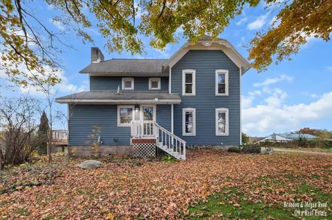 7658 Jackson, Saranac, MI 48881