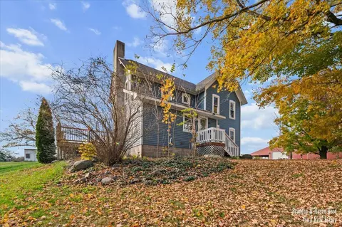 Exterior - 7658 Jackson, Saranac, MI 48881 photo 4 of 12