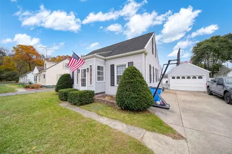 Exterior - 3677 Best, Jackson, MI 49203 photo 5 of 8