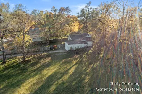 749 Moulton, Belding, MI 48809 photo 20