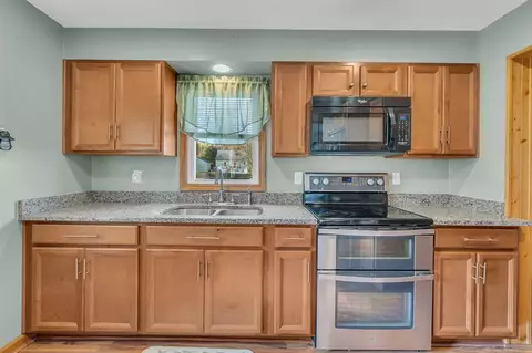 2422 Midday, Jackson, MI 49203 photo 10