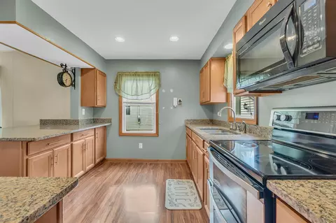 2422 Midday, Jackson, MI 49203 photo 11