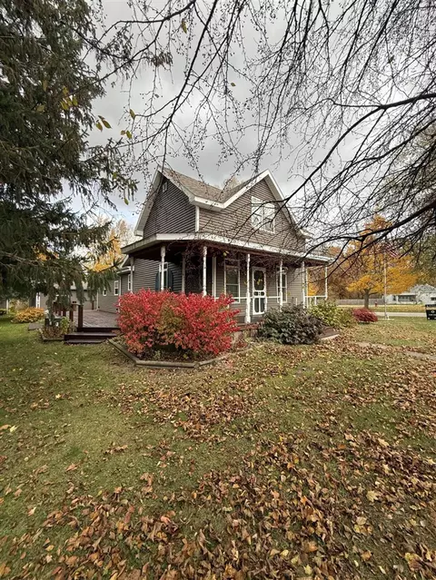 Exterior - 329 E St Joseph, Lawrence, MI 49064 photo 1 of 3