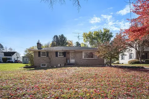 2042 Gordon, Grand Rapids, MI 49504