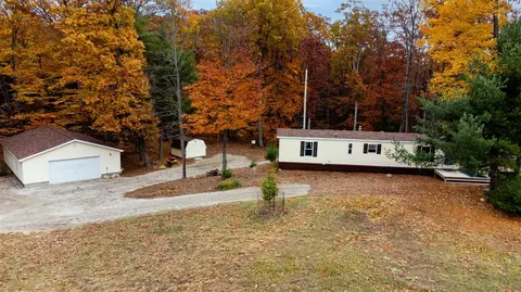 151 E Shelby, Shelby, MI 49455