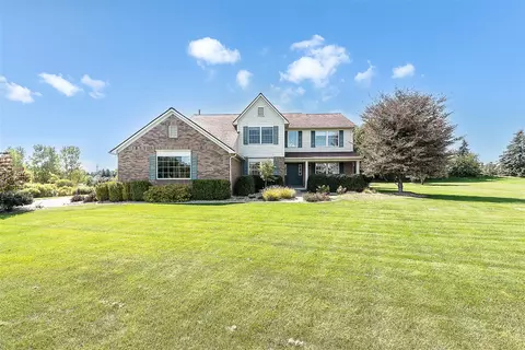 8960 Albany, Saline, MI 48176