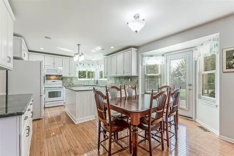 Kitchen - 8960 Albany, Saline, MI 48176 photo 2 of 5