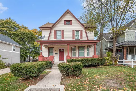 835 Bates, Grand Rapids, MI 49506