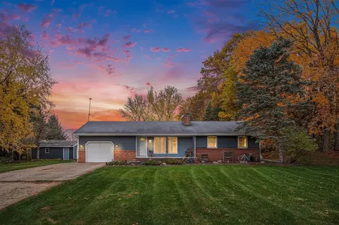 6175 E 112th, Howard City, MI 49329