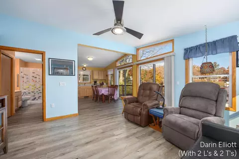 2042 Tacoma, Stanton, MI 48888 photo 16