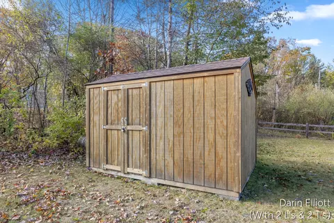 2042 Tacoma, Stanton, MI 48888 photo 38